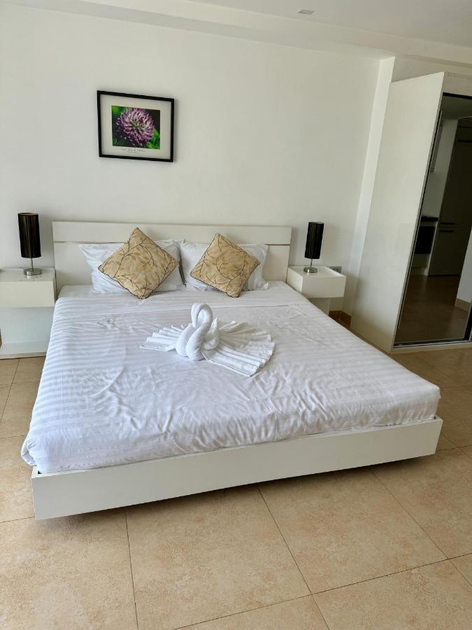 Apartment Centara Avenue Residences 1 Bedroom Center Near Shopping Mall Pattaya
