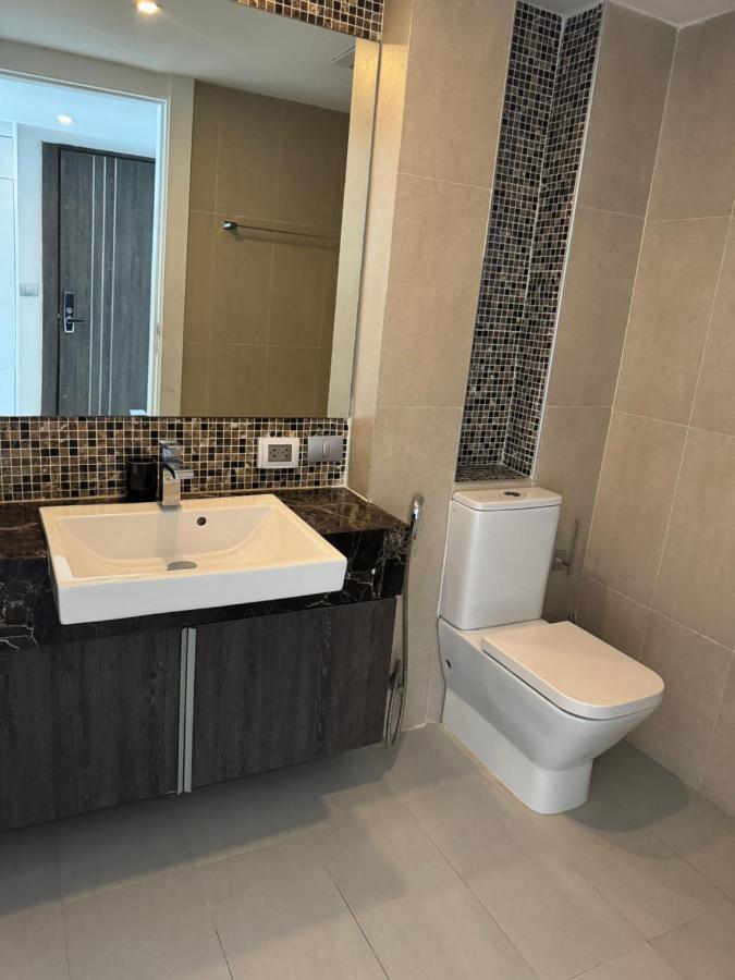 Apartment Centara Avenue Residences 1 Bedroom Center Near Shopping Mall Pattaya